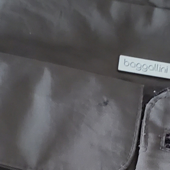 Bagallini Crossbody Bag - Picture 6 of 6